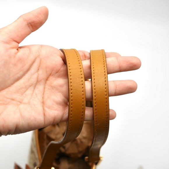 🍓GUCCI Canvas Shoulder Bag - Picture 11 of 14